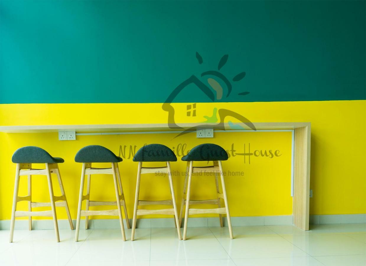 Nn Famille Guest House Пасир-Гуданг Экстерьер фото